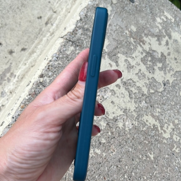 NWOT iPhone 13 heyday case - Picture 4 of 9